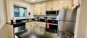 Come enjoy a cozy, spacious high-rise condo with breathtaking sunset views.