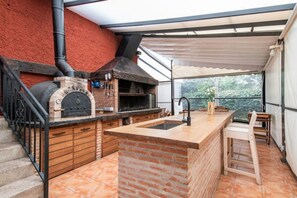 屋外ダイニングエリア