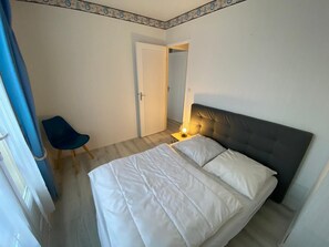 3 chambres, fer et planche à repasser, Wi-Fi gratuit