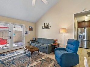 TV - Horizon South #34B | Access to Pools + Hot Tub & Fitness Center (Panama City Beach)