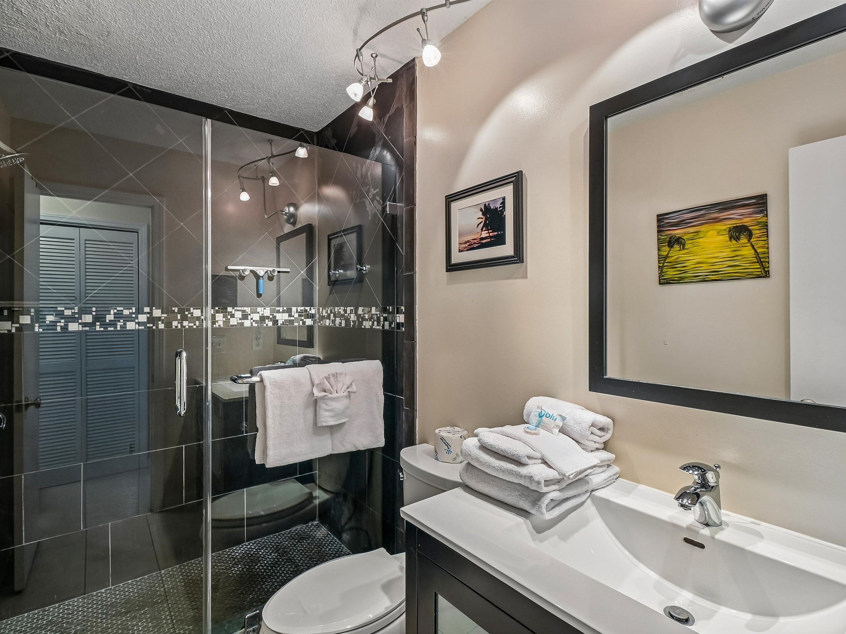 Primary Bathroom - Walk-in Shower - First Floor