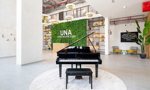 Interior - Immaculate 1BR at UNA Town Square Dubailand by Deluxe Holiday Homes (Dubai)