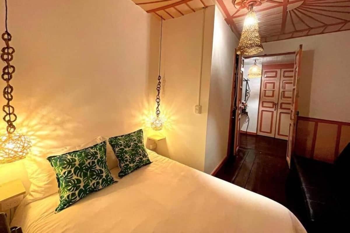 Quarto casal ou duplo conforto | Roupas de cama premium, Wi-Fi de cortesia