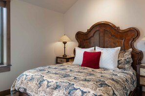 4 chambres, fer et planche à repasser, accès au Wi-Fi (inclus)