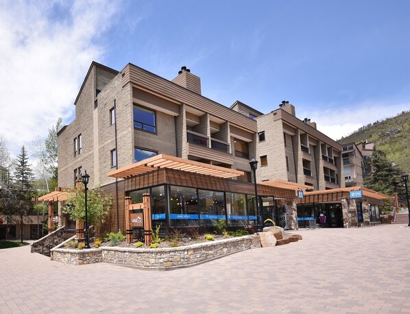 Exterior - Vail 21 #304 1 Bedroom Condo by RedAwning (Vail)