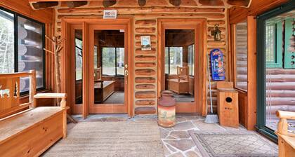Birch Haven 4 Bedroom Home by RedAwning