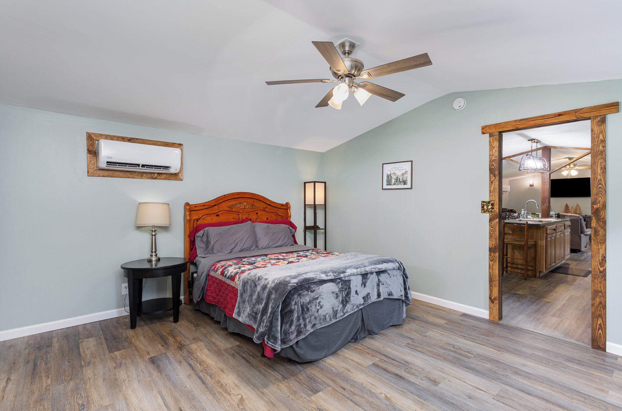 1 makuuhuone, työpöytä, silitysrauta/-lauta, ilmainen Wi-Fi