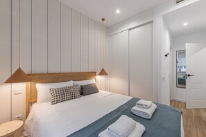 2 slaapkamers, een strijkplank/strijkijzer, gratis wifi, beddengoed