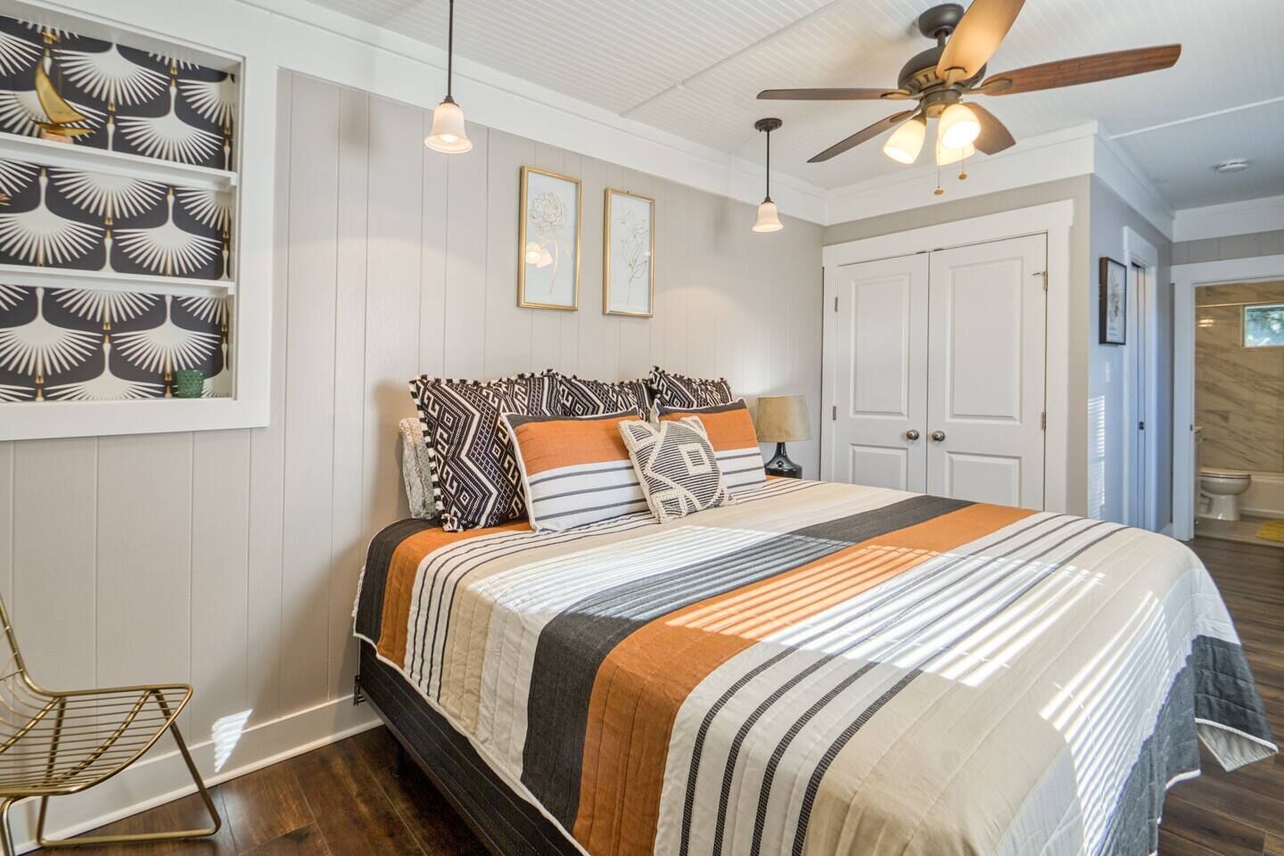 3 bedrooms, iron/ironing board, travel cot, WiFi