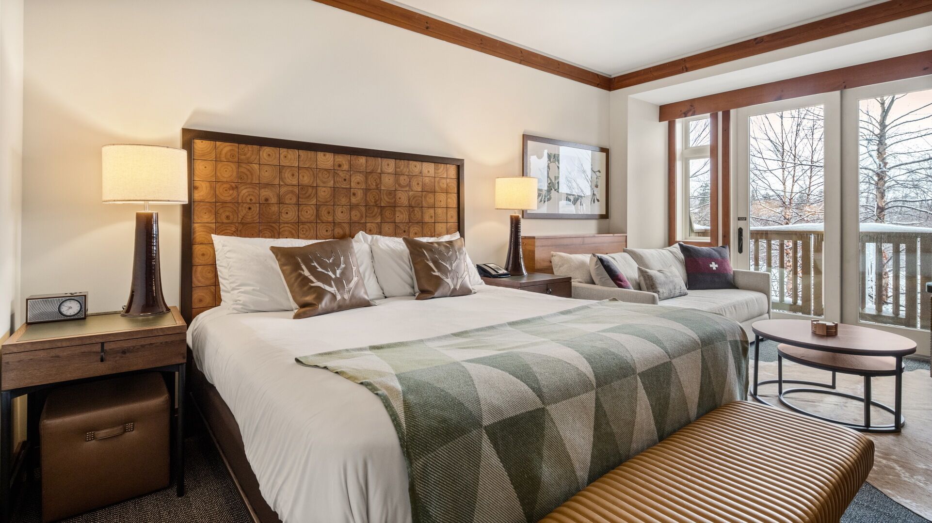 1 多间卧室、客房内保险箱、免费 WiFi、床单