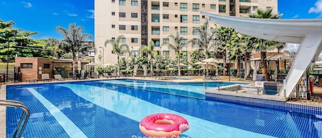 Apartment | Pool | Outdoor pool
