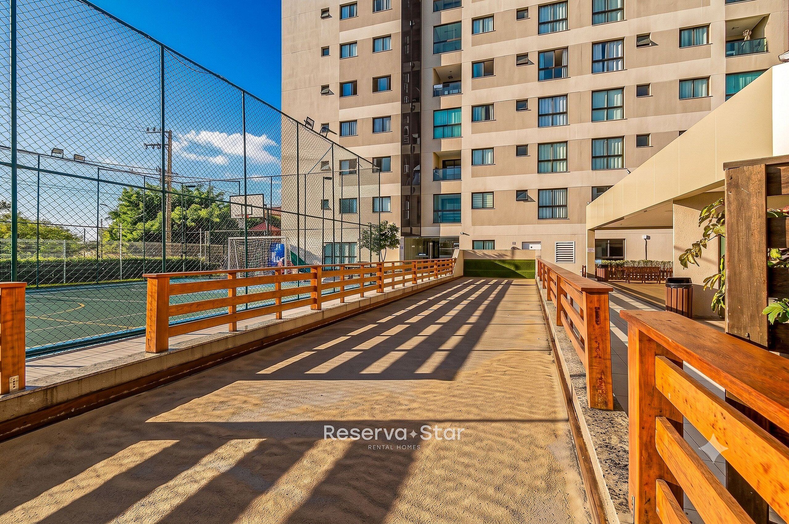 Apartment | Sports court