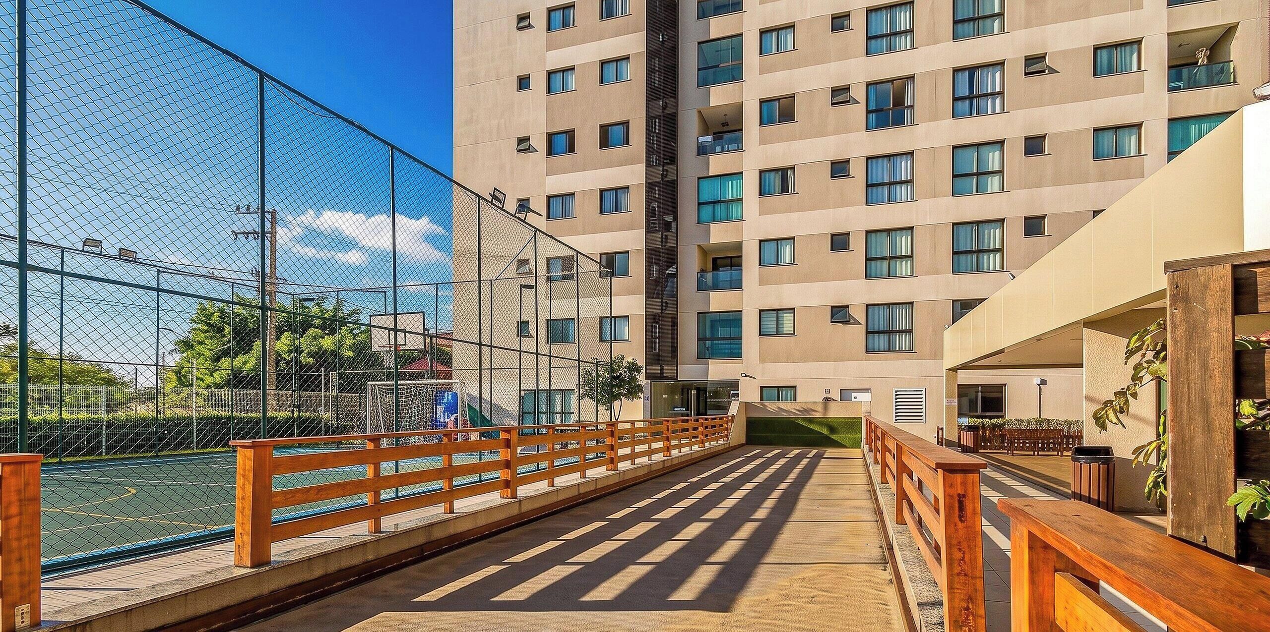 Apartment | Sports court