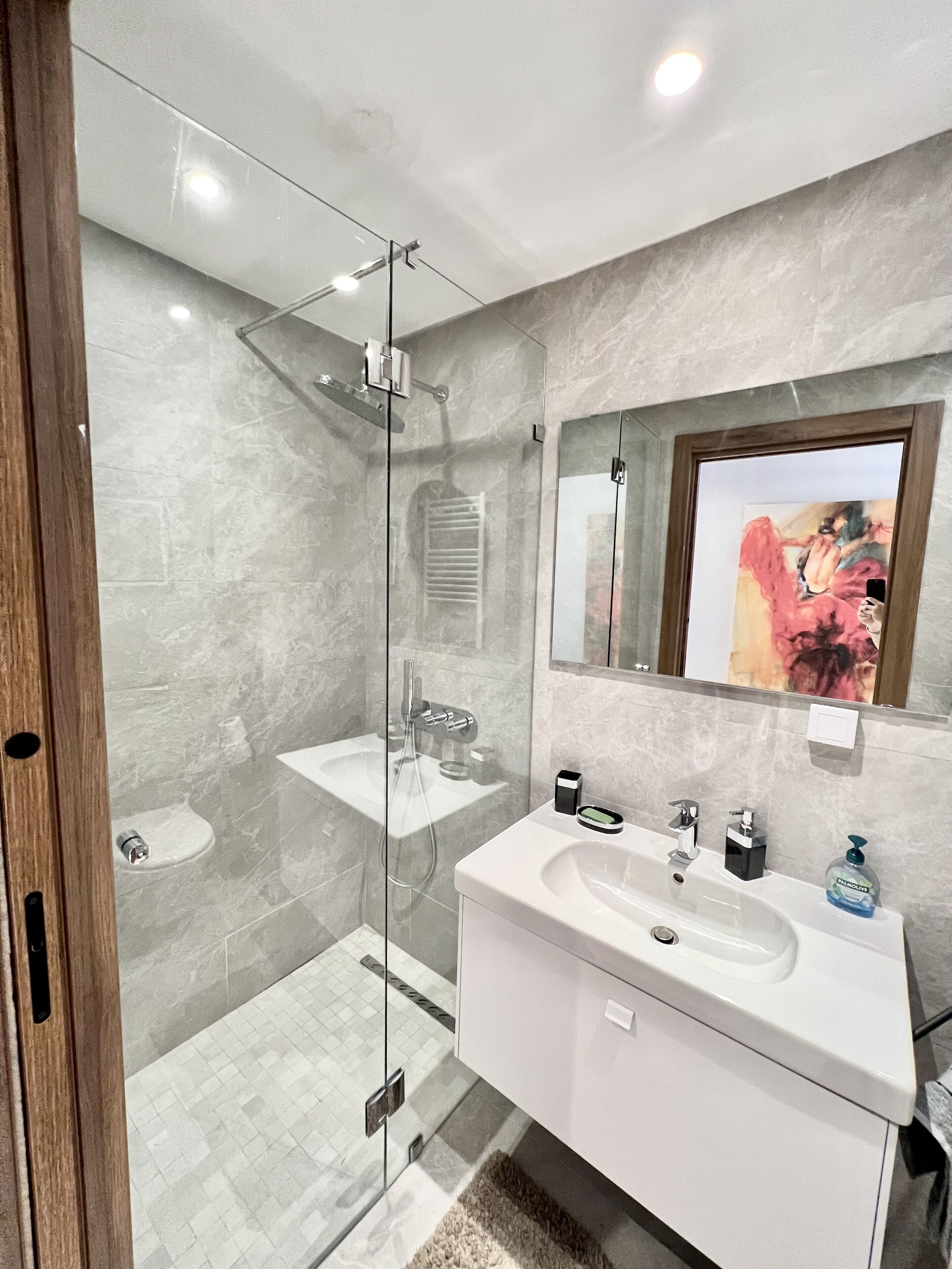 Panoramic Apartment | Bathroom