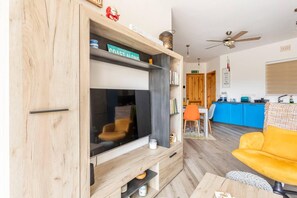 Living area - Gozo Escape, 2-bed Apartment in Marsalforn (Zebbug)