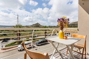 อพาร์ทเมนท์ | รับประทานอาหารกลางแจ้ง