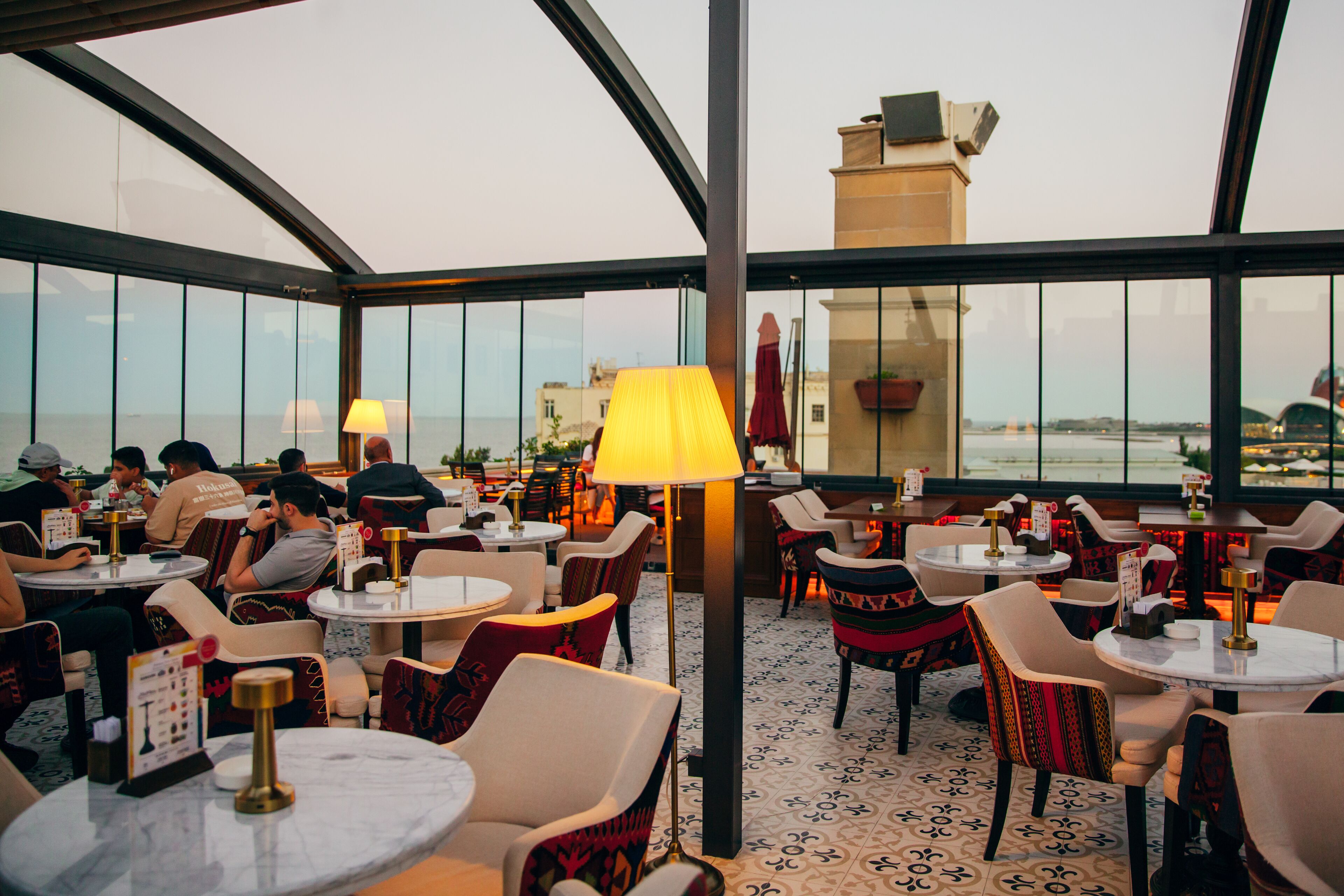 2 Restaurants, Frühstück