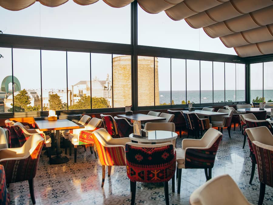 2 Restaurants, Frühstück