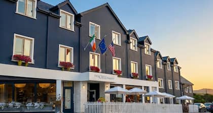 Schull Harbour Hotel