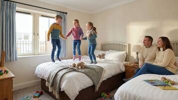 2-bedroom apartments | In-room safe, desk, soundproofing, iron/ironing board