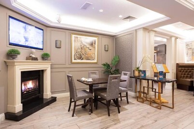 Schull Harbour Hotel