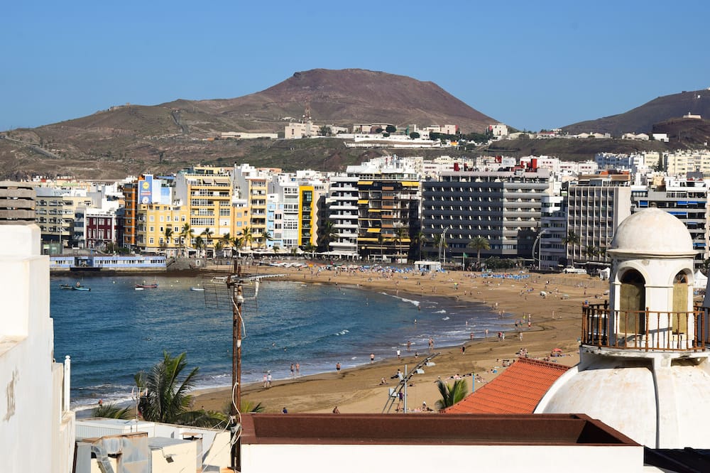 Canteras Urban Beach
