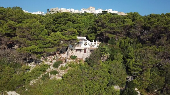 Exterior - Sea access: large villa with stunning views (house A) (Castro)