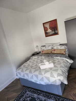 1 chambre, Wi-Fi gratuit, draps fournis