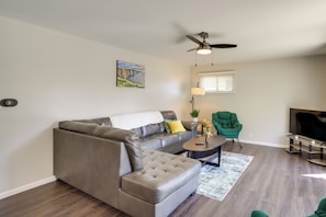 House (3 Bedrooms) | Interior - Lovely South Bend Home ~ 3 Mi to Dtwn & Notre Dame (South Bend)