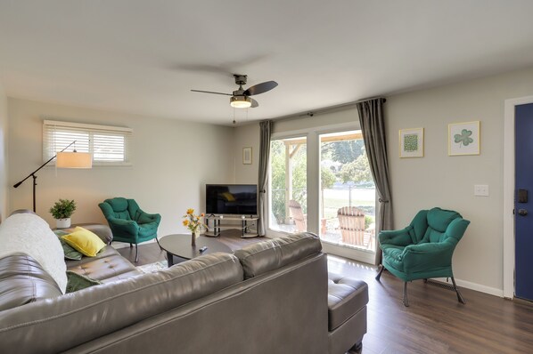 House (3 Bedrooms) | Interior