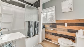 Cottage (3 Bedrooms) | Interior