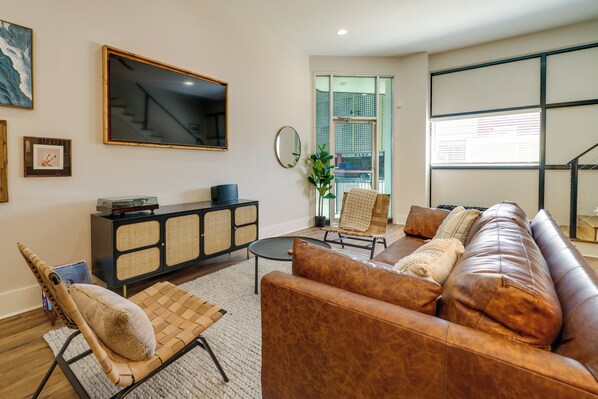 Apartment (1 Bedroom) | Interior