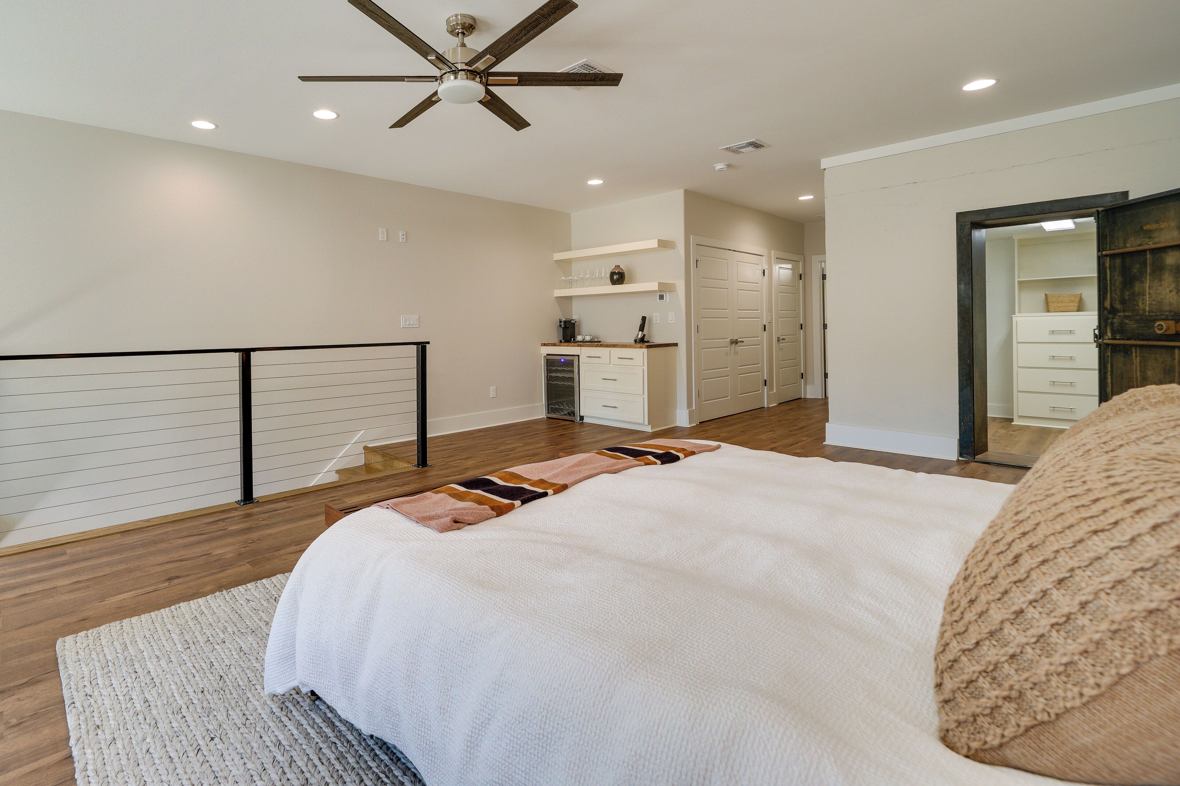 Apartment (1 Bedroom) | Interior