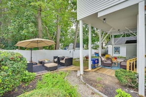 Apartment (0 Bedroom) | Interior - 5 Mi to Salem: Furnished Patio at Danvers Studio! (Danvers)