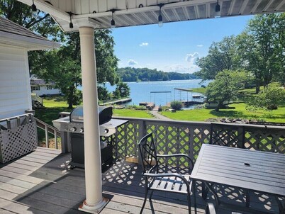 Large Lake front, split level home. Sleeps 18, fully remodeled & coffee bar.