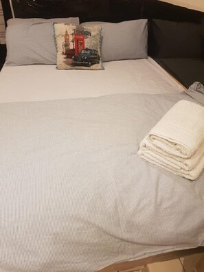 1 Schlafzimmer, WLAN, Bettwäsche