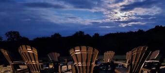 Near Top Trails | HotTub, GameRoom, Playset, Piano