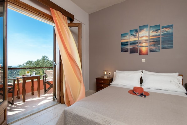 Comfort Apartment, 2 Bedrooms, Sea View | 2 bedrooms, soundproofing, iron/ironing board, free WiFi - Sunset and Sunrise Apartments  (Corfu)