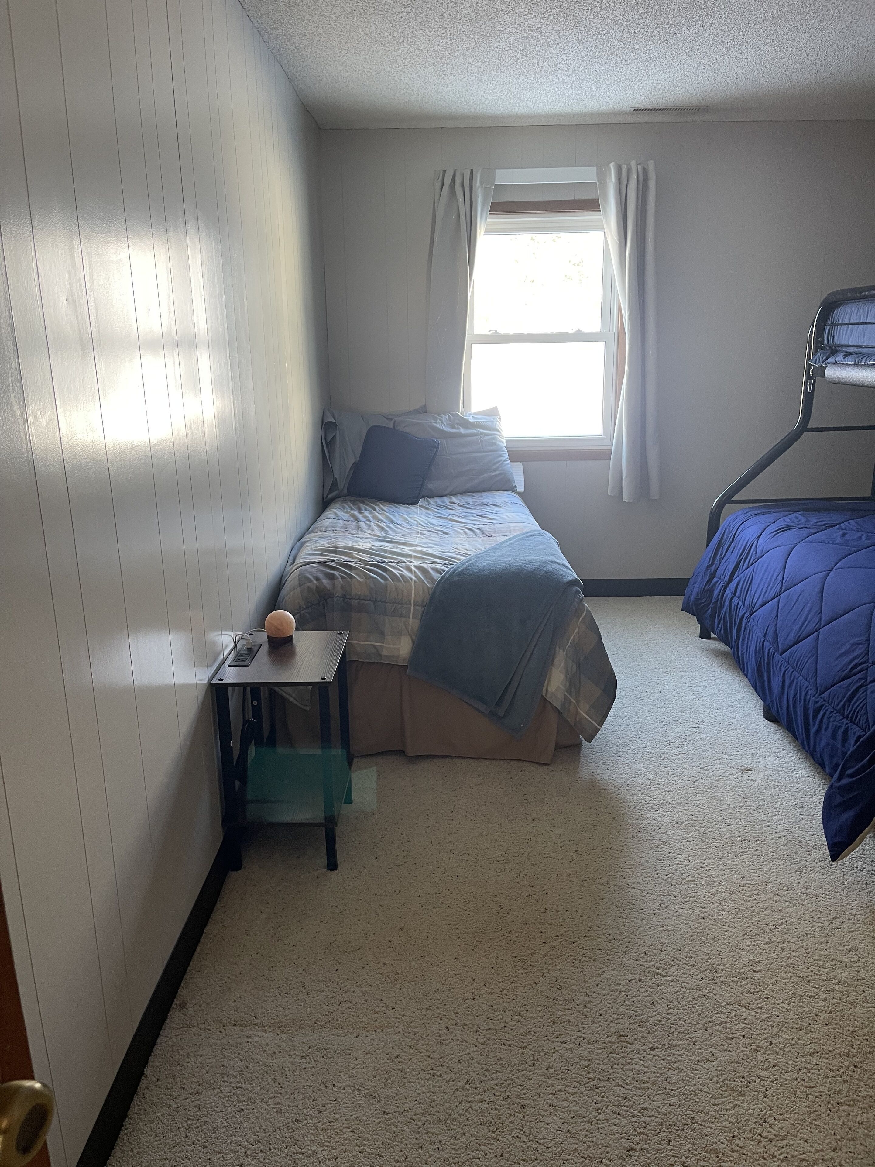 Cozy lakefront cabin on Lake Wissota\/Yellow River with dock and beautiful views!, Chippewa