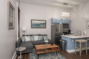 House, Multiple Beds, Kitchen | Living area - Heart of Mainstrasse Suites (Covington)