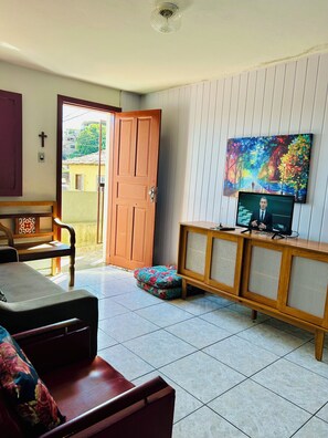 Flat-screen TV - Casa Mestre Ataíde (Ouro Preto)
