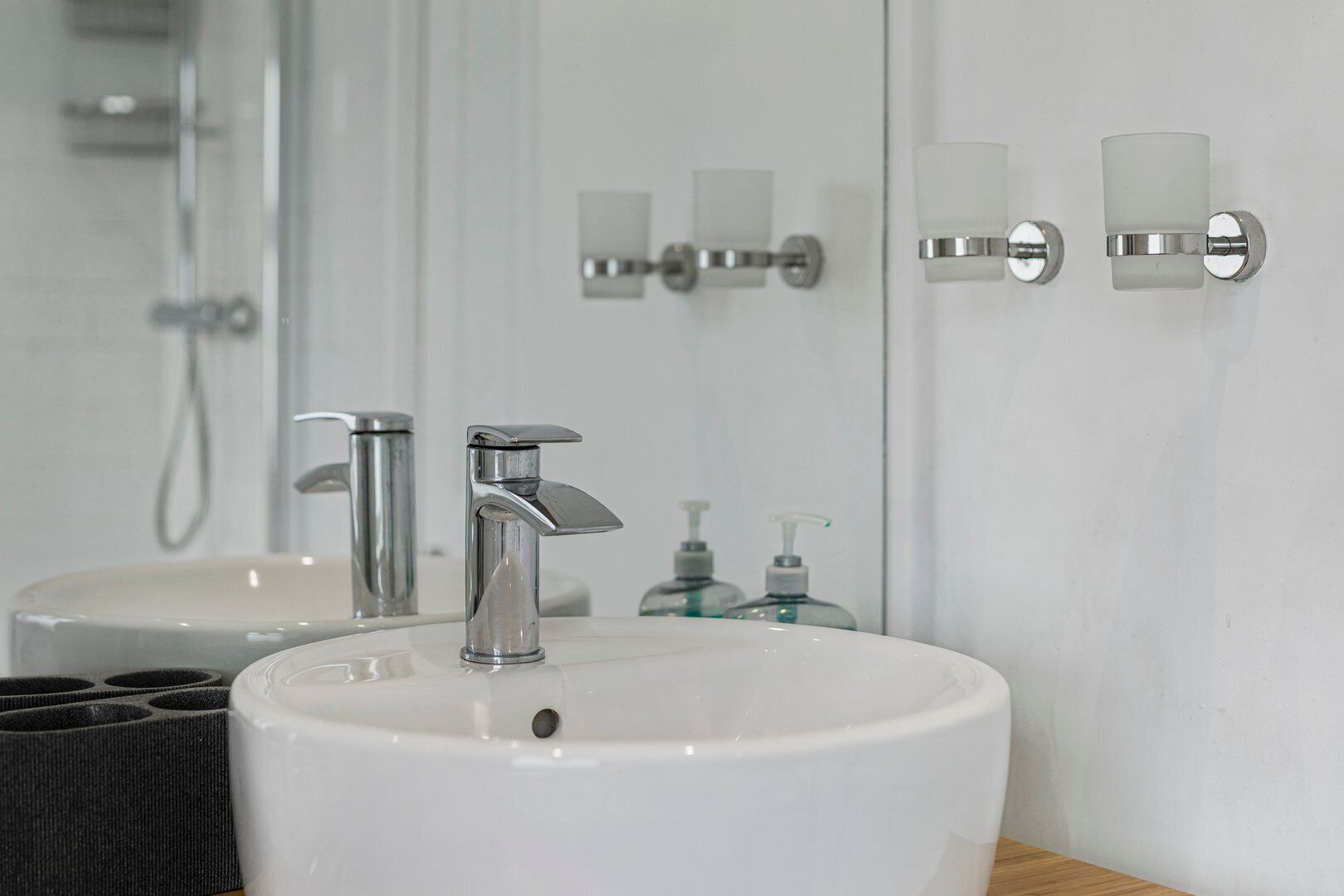 Bathtub, hair dryer, towels