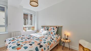 3 chambres, fer et planche à repasser, Wi-Fi gratuit, draps fournis