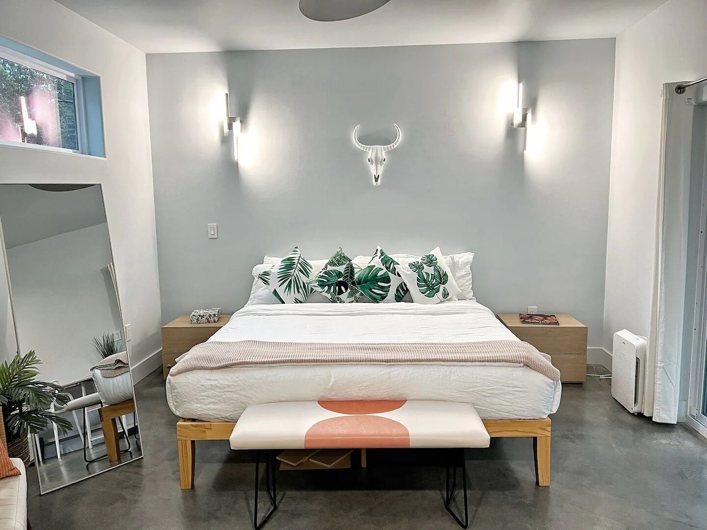 2 Schlafzimmer, Zimmersafe, Schreibtisch, Bügeleisen/Bügelbrett