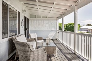 صورة غير مصنفة، 3 من 25، زرّ