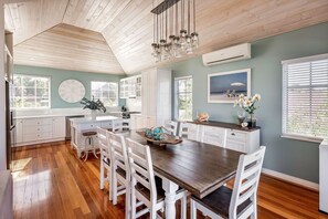 صورة غير مصنفة، 5 من 25، زرّ