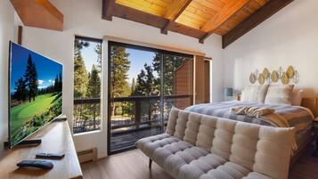 Rumah, Beberapa Tempat Tidur, balkon | 2 kamar tidur dan didekorasi berbeda-beda