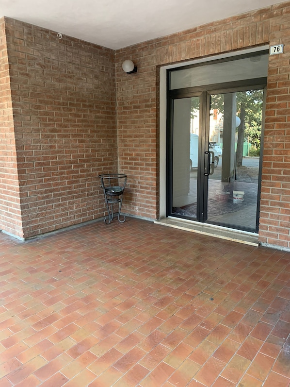 Exterior detail - A stone's throw from downtown Ravenna and Mirabilandia (Classe)
