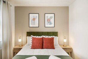 2 chambres, fer et planche à repasser, Wi-Fi, literie fournie