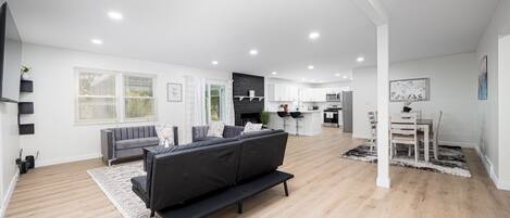 Smart-tv och eldstad